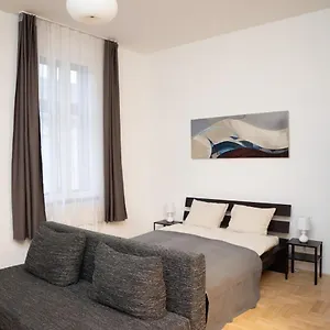 Vincent Budapest